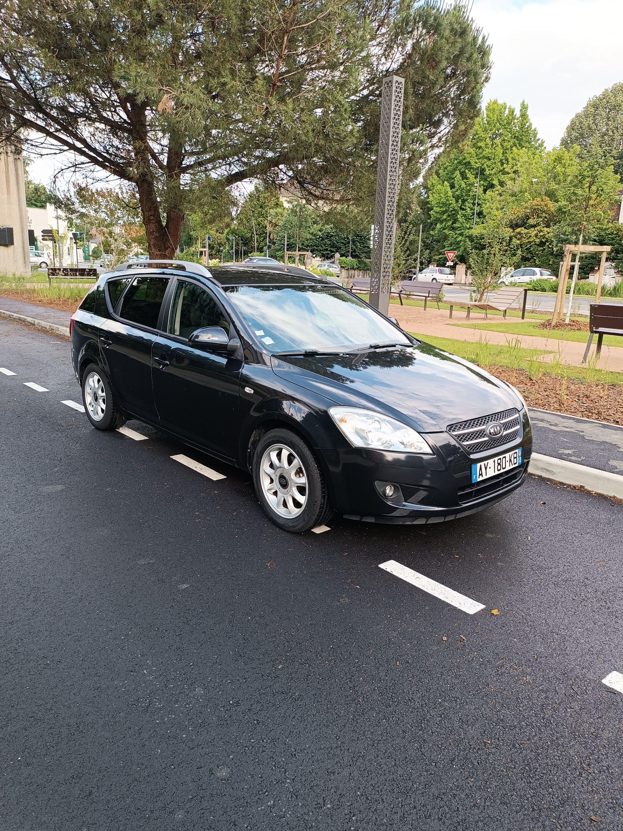 Kia CEED 2008 in Pau