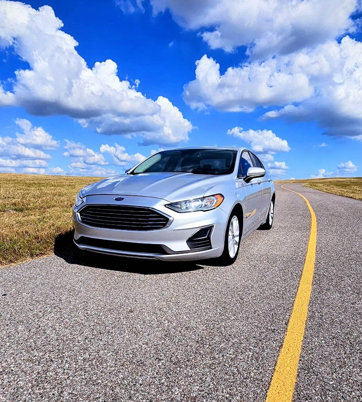 Ford Fusion Hybrid 2019 in Sarasota, FL