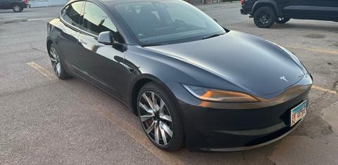 Tesla Model 3 2025