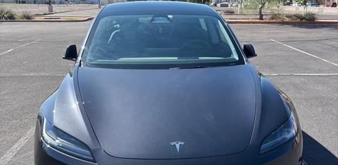 Tesla Model 3 2024