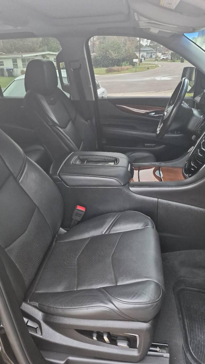 Cadillac Escalade 2016 in 