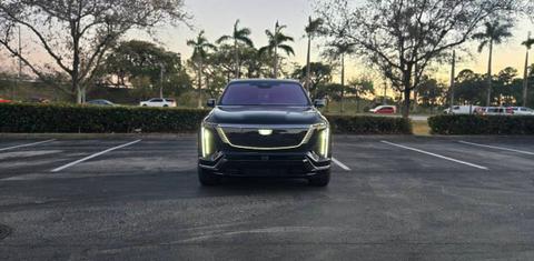 Cadillac VISTIQ 2026
