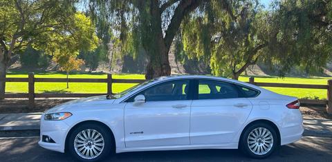 Ford Fusion Hybrid 2013
