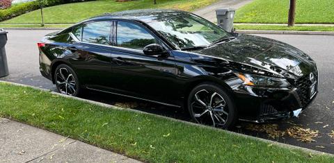 Nissan Altima 2024