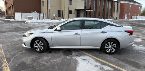 Nissan Altima 2022