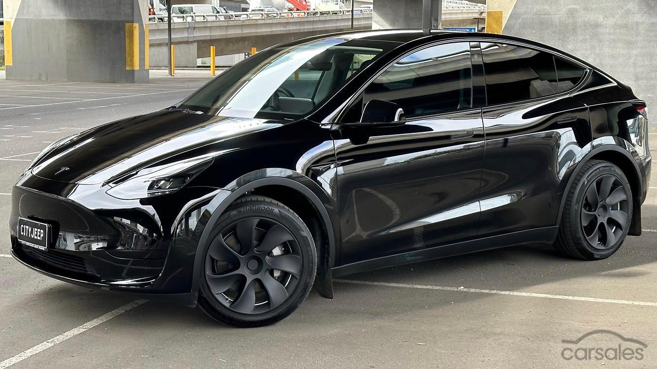 Tesla MODEL Y 2022 in Doncaster