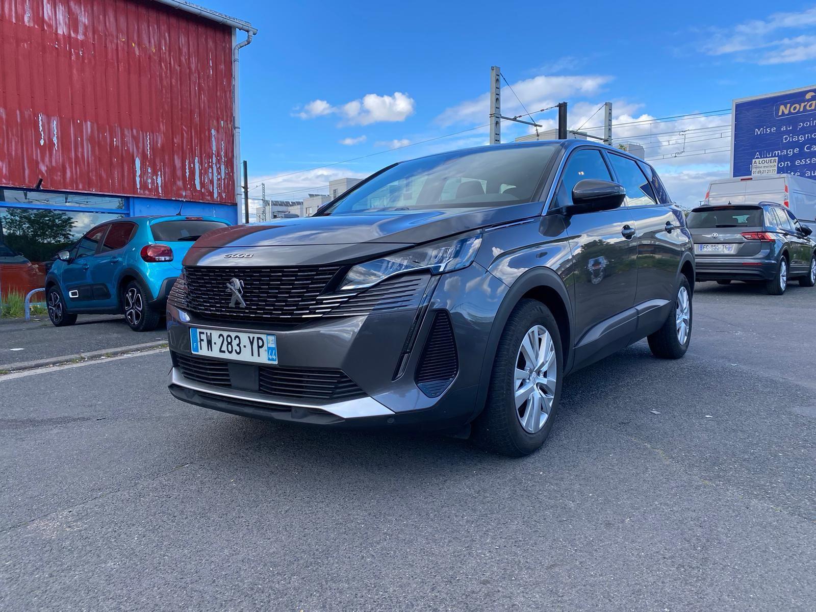 Peugeot 5008 2021 à Lille