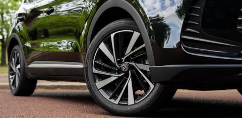 MG ZS SUV 2025