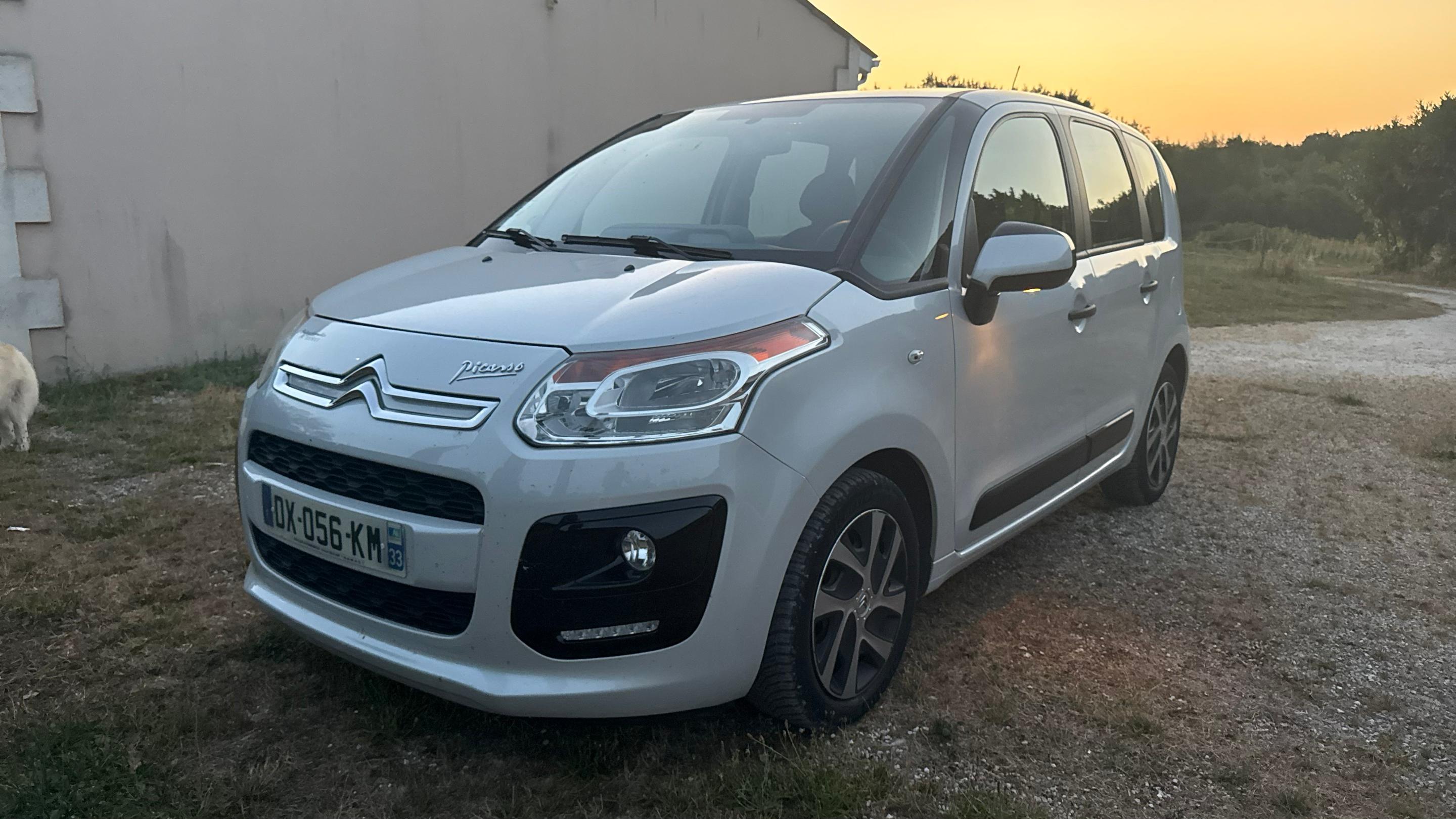 Citroen C3 PICASSO 2014 à Châteaubernard