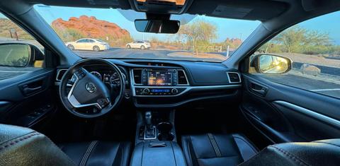 Toyota Highlander 2019