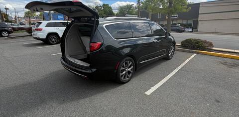 Chrysler Pacifica 2017