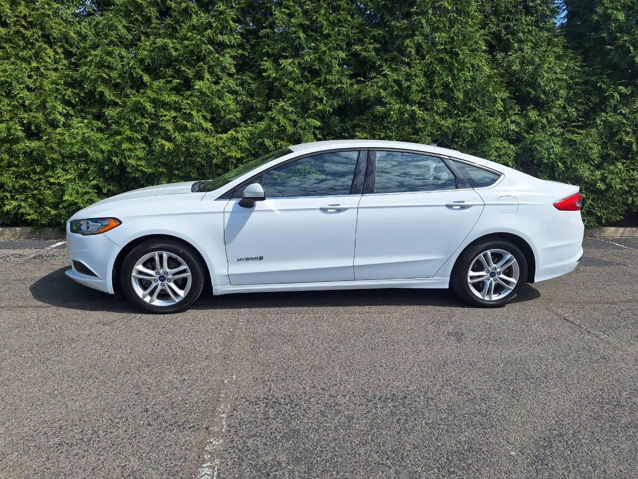 Ford Fusion Hybrid 2018 in 