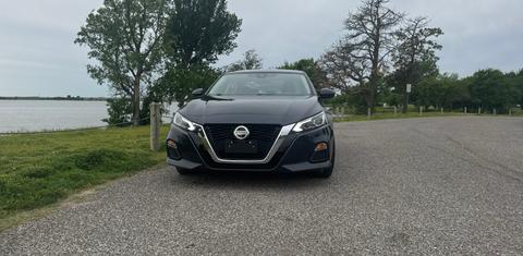 Nissan Altima 2022