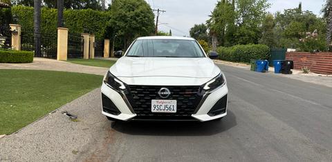 Nissan Altima 2025