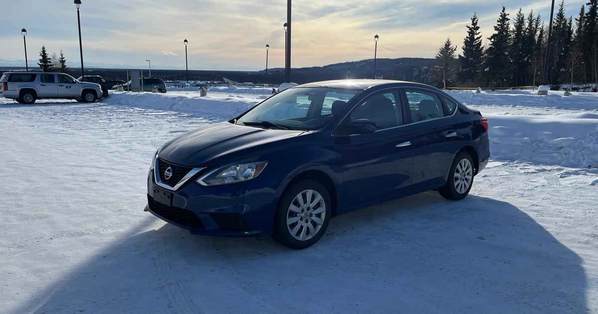 Location de Nissan Sentra 2016 à Fairbanks (AK) par Adam G. Turo