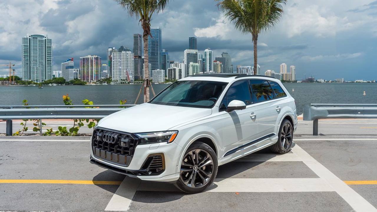 Audi Q7 2025 in Miami, FL