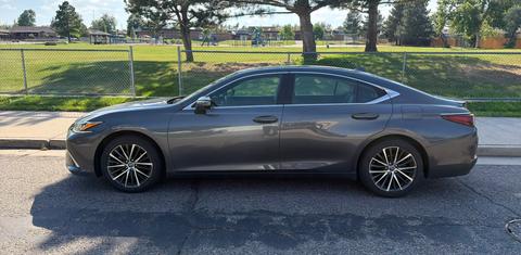 Lexus ES 2022