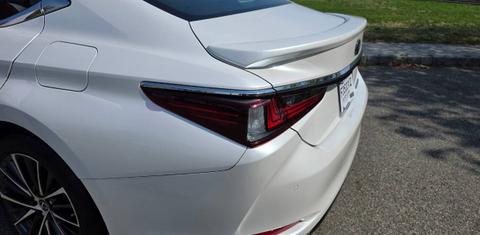 Lexus ES 2024