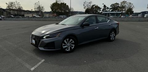 Nissan Altima 2025