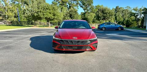Hyundai Elantra 2025