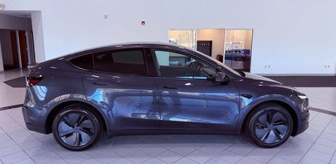 Tesla Model Y 2026