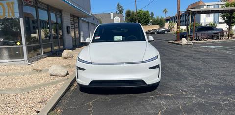 Tesla Model Y 2026