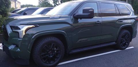 Toyota Sequoia 2023