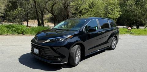 Toyota Sienna 2025