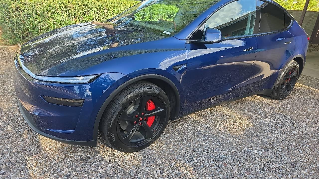 Tesla Model Y 2026 in Tucson, AZ