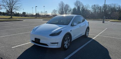 Tesla Model Y 2023