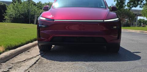 Tesla Model Y 2026
