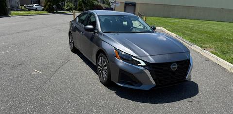 Nissan Altima 2024