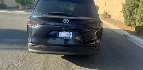 Toyota Sienna 2024
