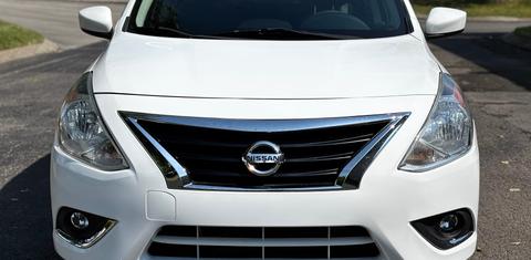 Nissan Versa 2016