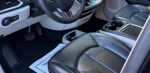 Chrysler Pacifica 2023