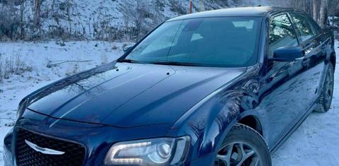 Chrysler 300 2017