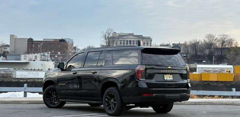 Chevrolet Suburban 2025
