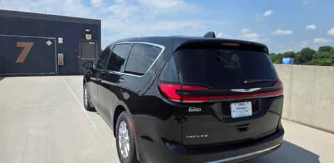 Chrysler Pacifica 2026
