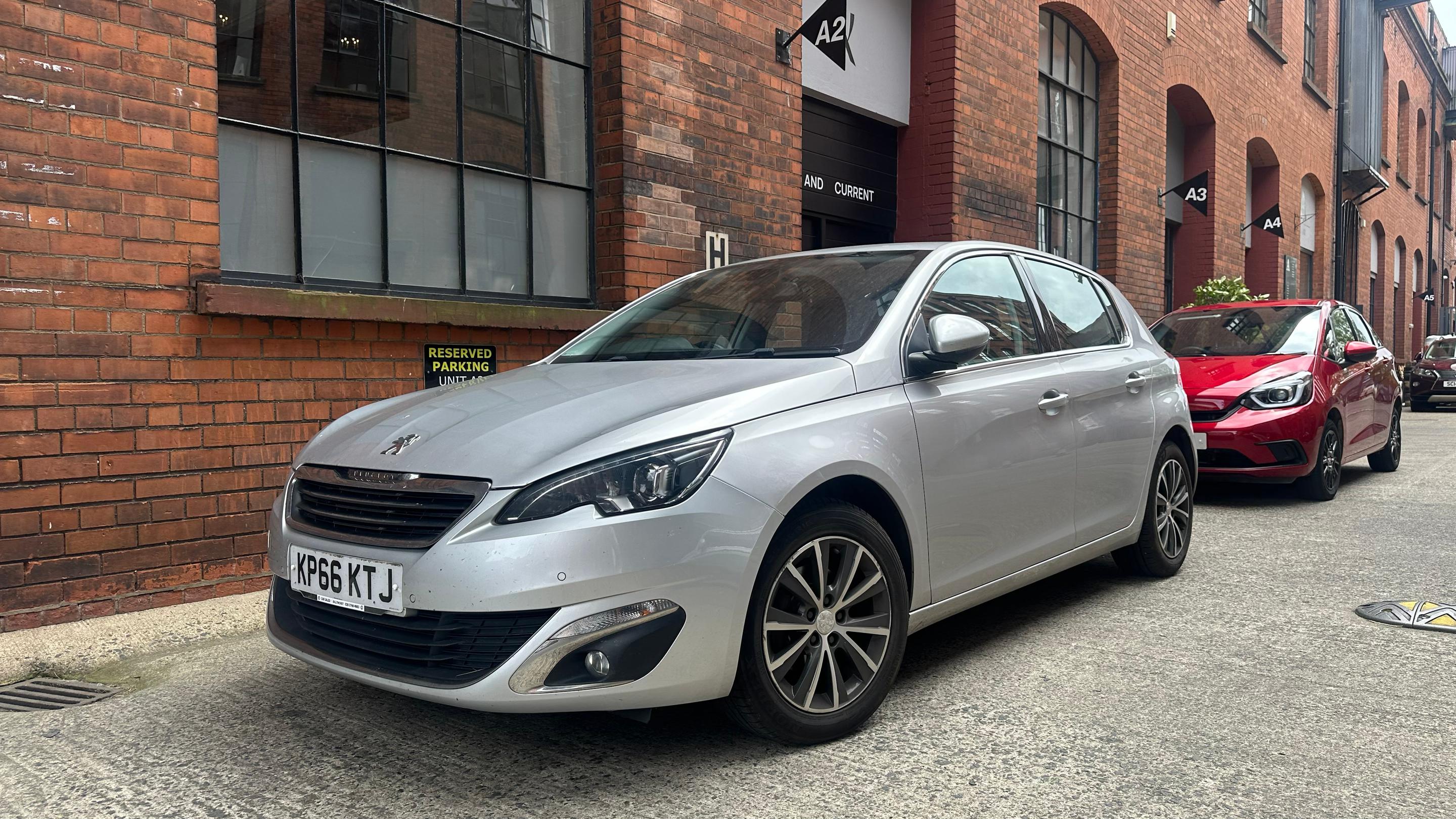 Peugeot 308 2016 in Belfast