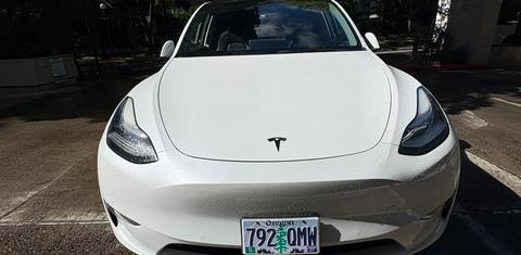 Tesla Model Y 2021