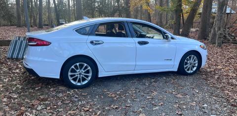 Ford Fusion Hybrid 2019