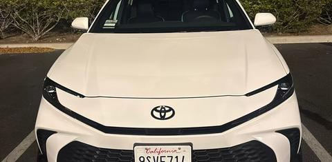 Toyota Camry Hybrid 2025