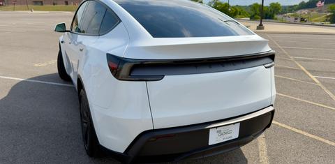 Tesla Model Y 2026