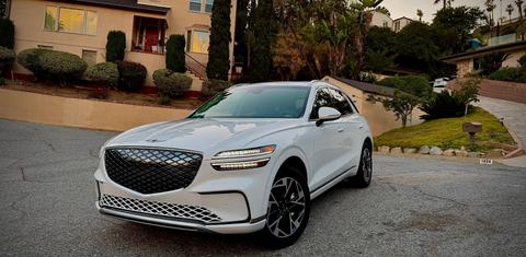 Genesis Electrified GV70 2026