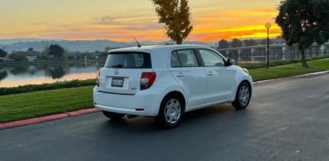 Scion xD 2012