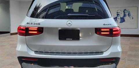 Mercedes-Benz GLB-Class 2024