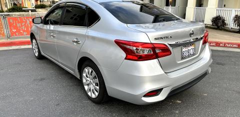 Nissan Sentra 2018