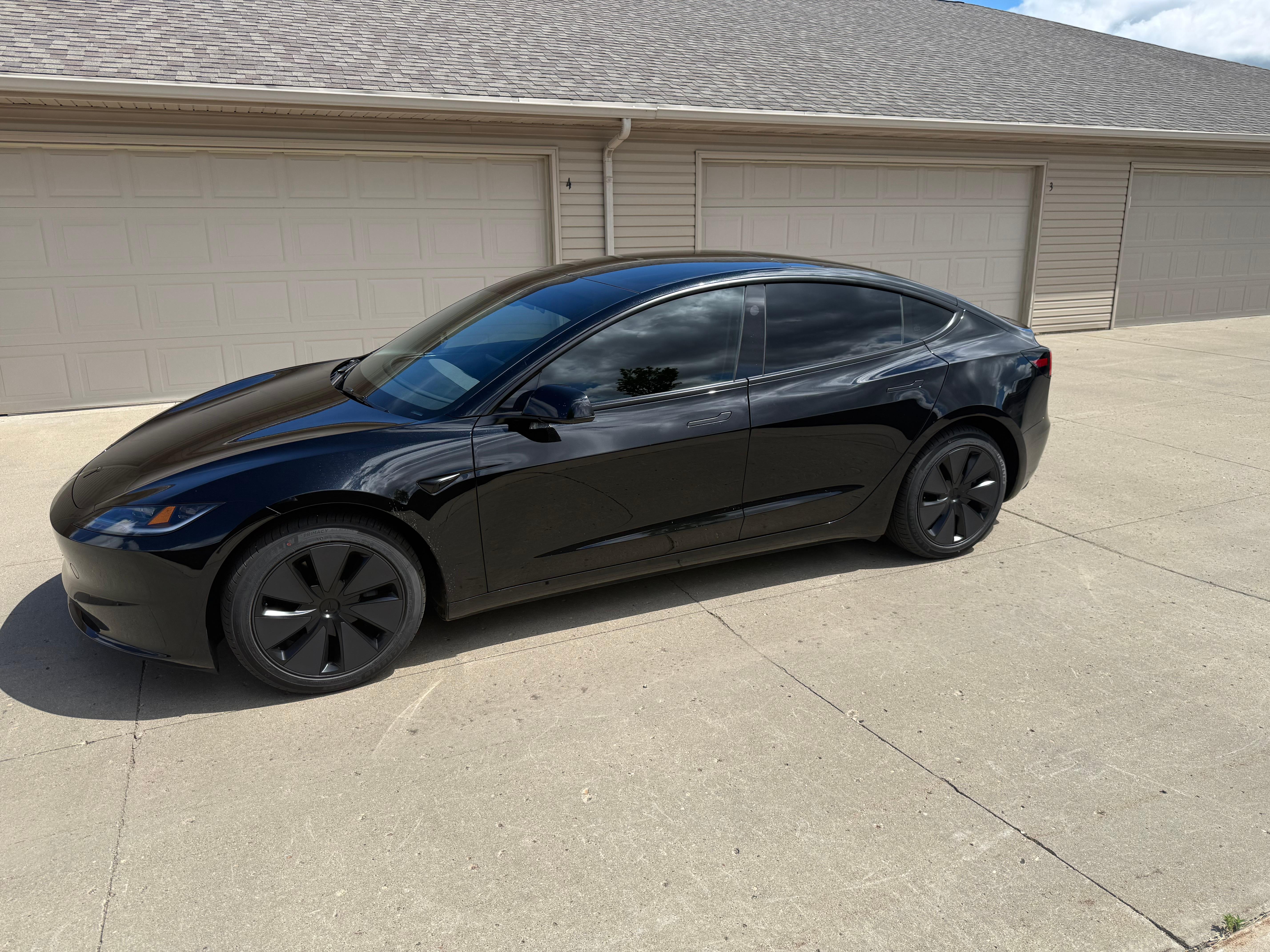 Tesla Model 3 2026 in Bismarck, ND