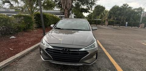 Hyundai Elantra 2020
