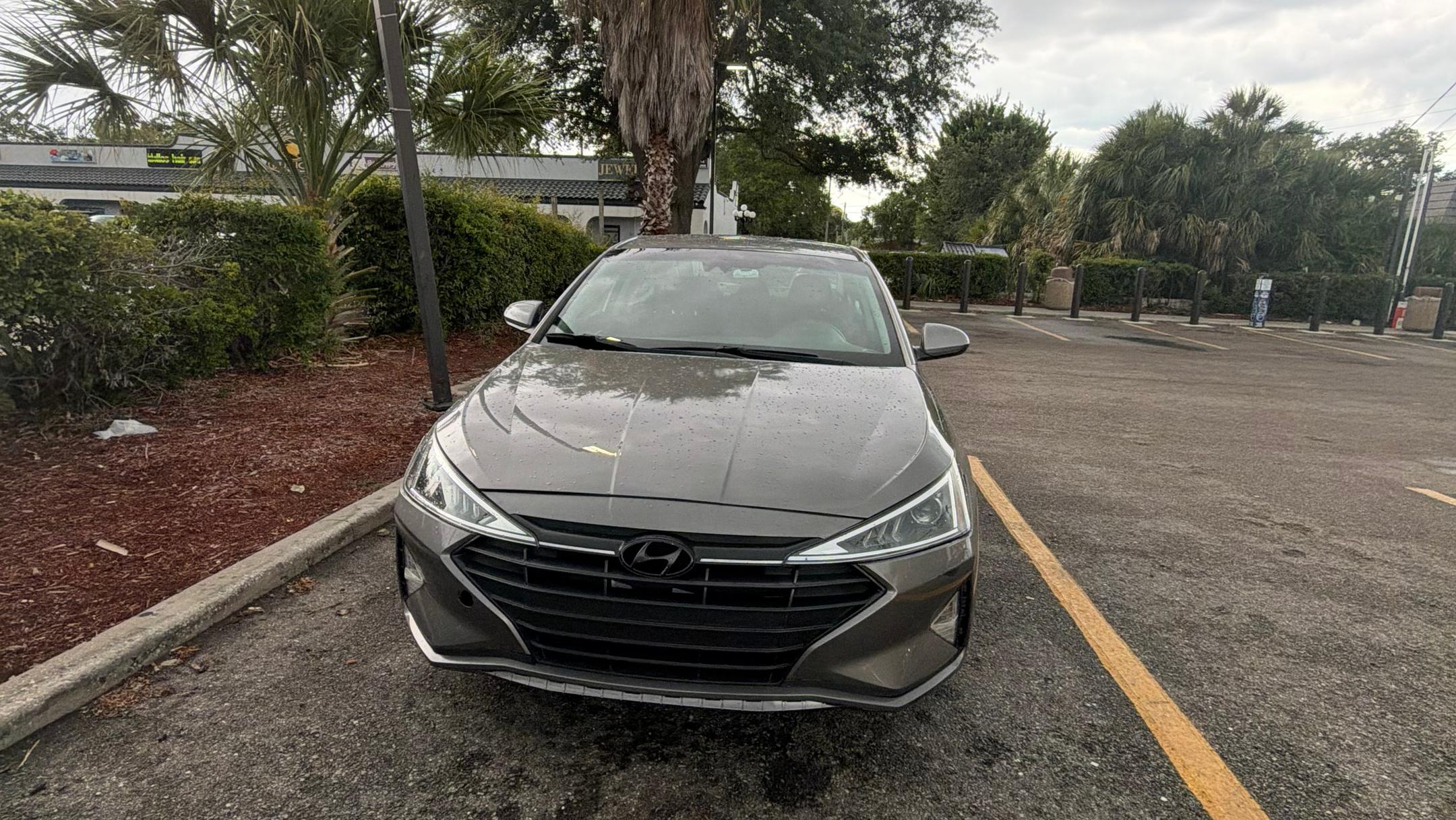 Hyundai Elantra 2020 in 